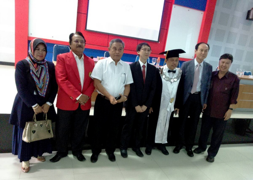 Left2right: Dr. Kamsinah, Prof. Hamzah, Prof. Hakim, Dr. Lee Juyoung, Prof. Bur, Ayah Dr. Lee Juyoung, dan Dr. Yassir